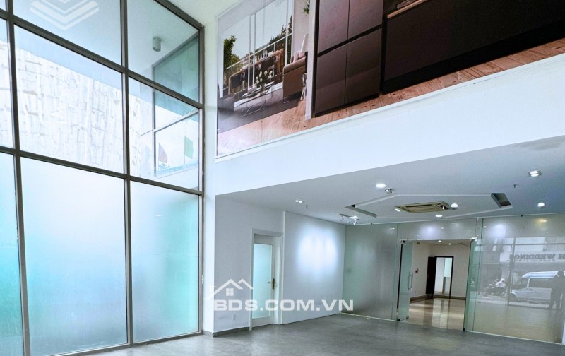 Cho thuê Văn phòng, showroom tại Hồ Văn Huê, Phú Nhuận.